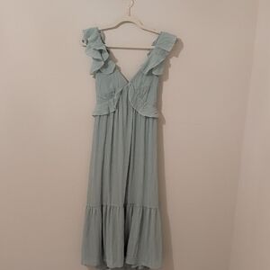 NWT Trixxi Maxi Dress With Tie At Back - Size Small